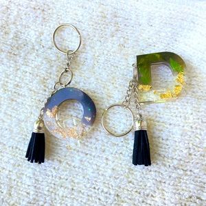 Resin Keychain with Flowers and Gold Flakes